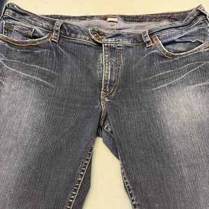 Silver Jeans 22W/33